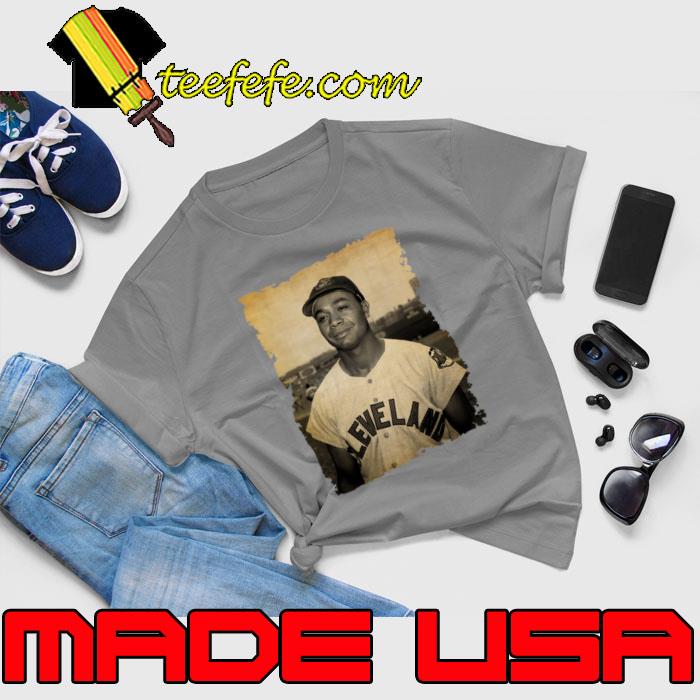 Larry Doby Centerfielder and Second Baseman in Cleveland Guardians T-Shirt Unisex Larry Doby Centerfielder and Second Baseman in Cleveland Guardians T-Shirt Unisex