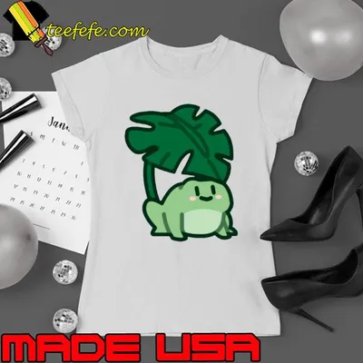 Frog Chilling Under A Leaf Active shirt