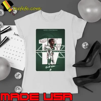Garrett Wilson 17 an American football wide receiver for the New York Jets T-Shirt