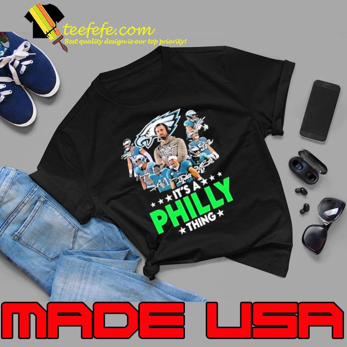 Philadelphia eagles team it's a philly thing signatures T-shirt