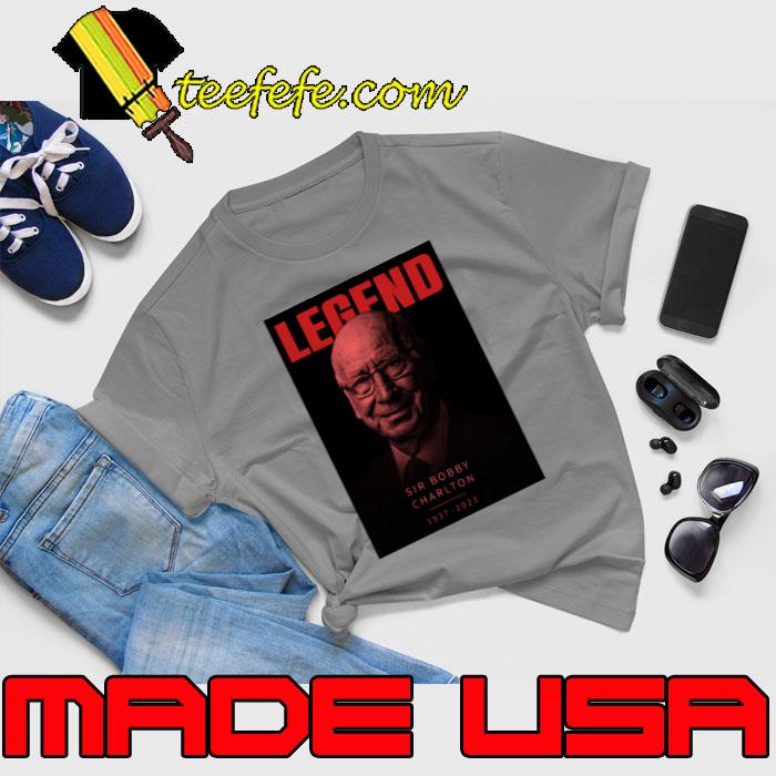 Legend Sir Bobby Charlton 1937 2023 bT-Shirt Unisex Legend Sir Bobby Charlton 1937 2023 bT-Shirt Unisex