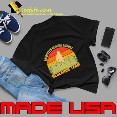 Sasquatch official bigfoot research team forest vintage sunset T-Shirt