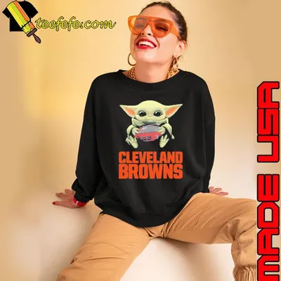 Baby Yoda Hug Cleveland Browns Logo Shirt