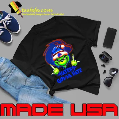 Boise State Broncos Grinch Santa Middle finger haters gonna hate shirt