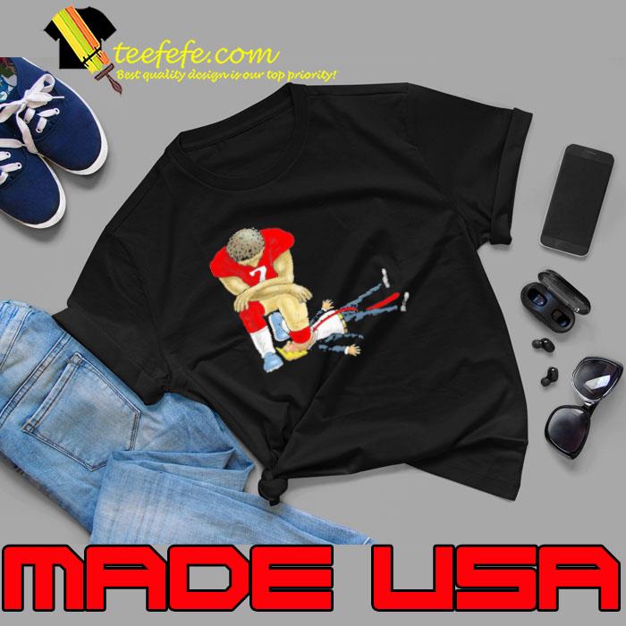 Colin Kaepernick Kneeling On Trump Shirt Unisex Colin Kaepernick Kneeling On Trump Shirt Unisex