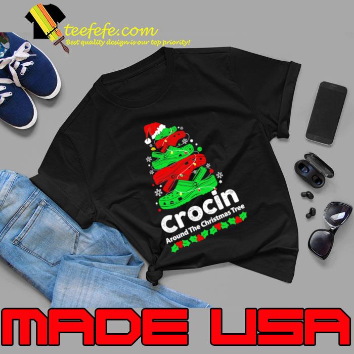 Crocin around the Christmas tree santa hat lights T-Shirt