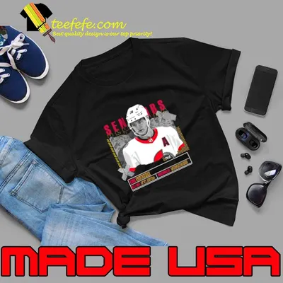 Tim Stutzle German professional ice hockey centre for the Ottawa Senators T-Shirt