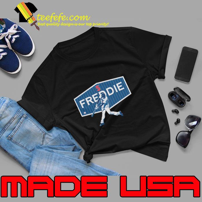 Freddie Freeman American and Canadian professional baseball first baseman for the Los Angeles Dodgers T-Shirt Unisex Freddie Freeman American and Canadian professional baseball first baseman for the Los Angeles Dodgers T-Shirt Unisex