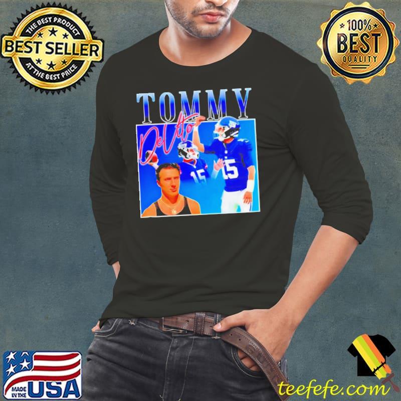 Tommy Cutlets New York Giants football pinched fingers hand shirt Tommy Cutlets New York Giants football pinched fingers hand shirt