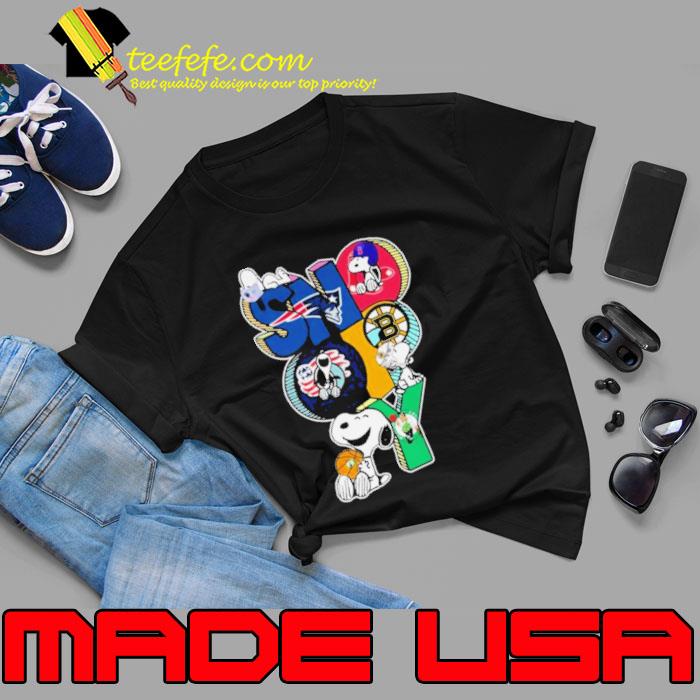 Snoopy Patriots Red Sox Bruins And Celtics Shirt Unisex Snoopy Patriots Red Sox Bruins And Celtics Shirt Unisex