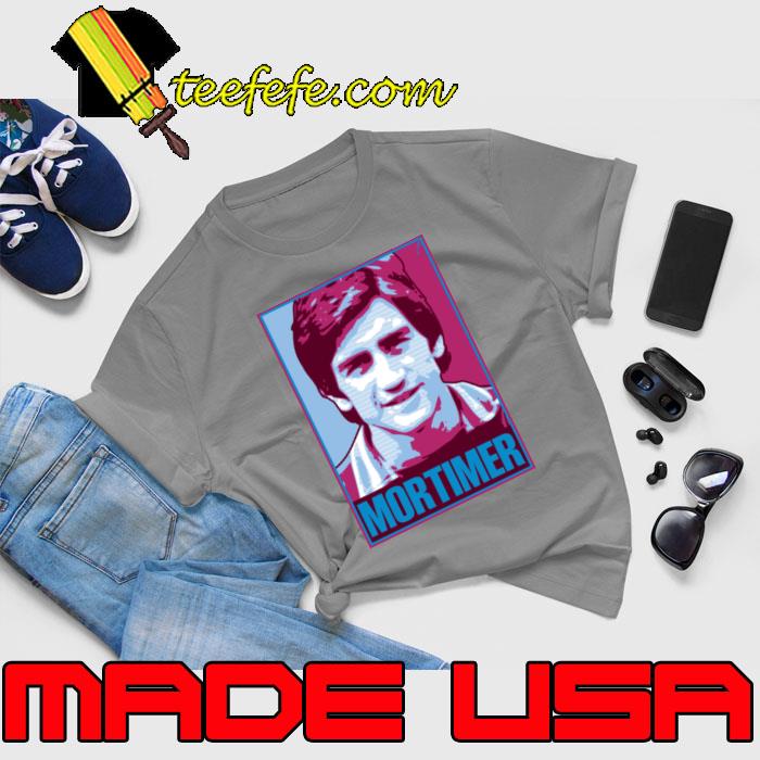 Dennis Mortimer English former footballer who played as a midfielder T-Shirt Unisex Dennis Mortimer English former footballer who played as a midfielder T-Shirt Unisex