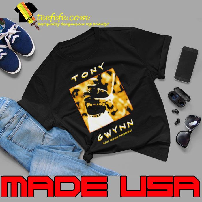 Nice vintage logo san diego padres tony gwynn shirt