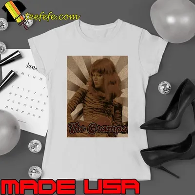 Vintage The Cramps American rock band formed in 1976 and active until 2009 T-Shirt