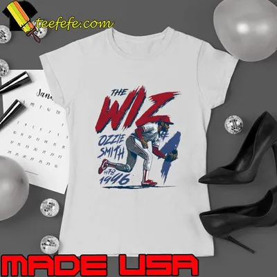 Awesome ozzie Smith St. Louis Wiz American former professional baseball player T-Shirt