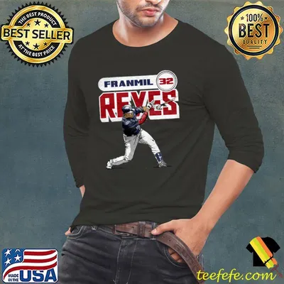 Dominican professional baseball outfielder franmil reyes retro T-Shirt