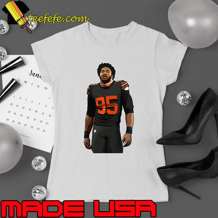 Mayless Garett Stand Off American football defensive end for the Cleveland Browns T-Shirt Ladies tee Mayless Garett Stand Off American football defensive end for the Cleveland Browns T-Shirt Ladies tee