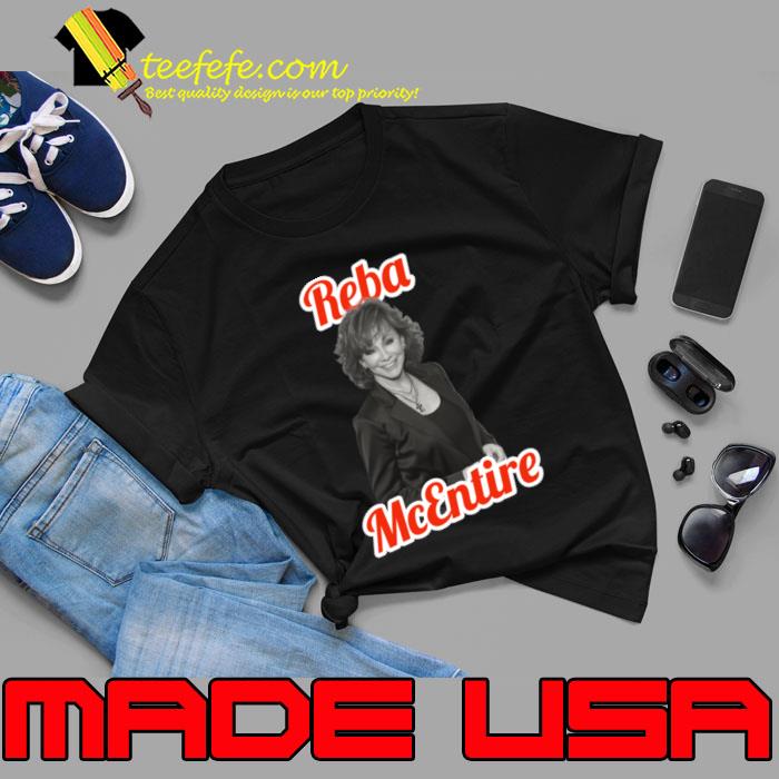 Reba McEntire American country music singer and actress T-Shirt Unisex Reba McEntire American country music singer and actress T-Shirt Unisex