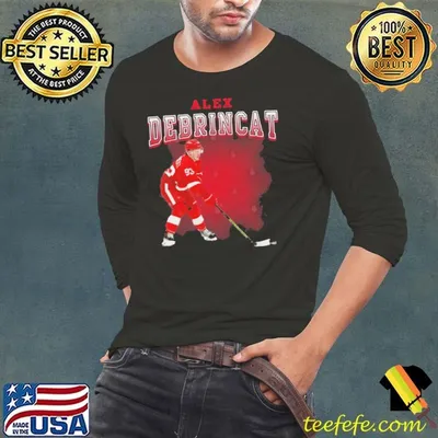 Alex DeBrincat American professional ice hockey Detroit Red Wings T-Shirt