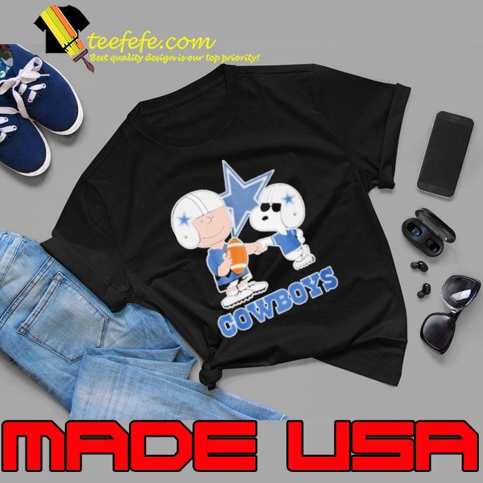 Peanuts Snoopy Fist Bump Charlie Brown Dallas Cowboys Unisex