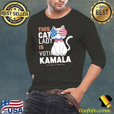 This cat lady is voting kamala harris cat lady 2024 sunglasses usa flag T-Shirt