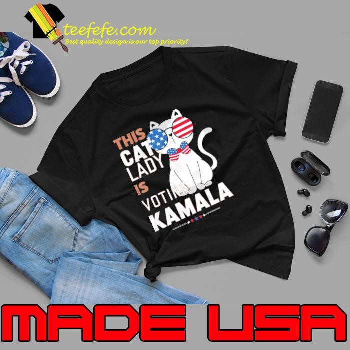 This cat lady is voting kamala harris cat lady 2024 sunglasses usa flag Unisex