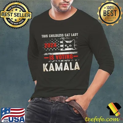 2024 This Childless Cat Lady Is Voting Kamala USa Flag T-Shirt