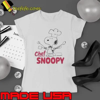Juniors’ Peanuts Chef Snoopy shirt