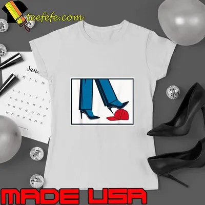 Kamala Harris Heels Stepping On Maga Hat T-Shirt