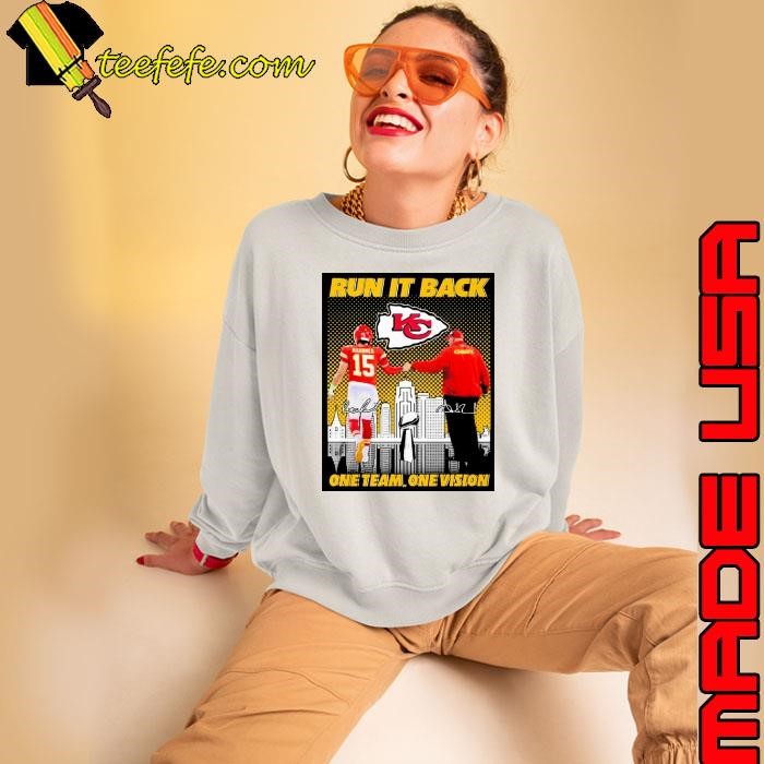 Kansas City Chiefs Mahomes and Andy Reid Run it back one team one vision signatures Sweatshirt