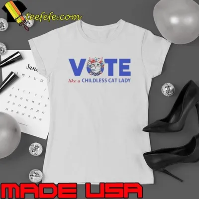 Official Vote Like a Childless Cat Lady Floral Cat Vote For Kamala Shirt