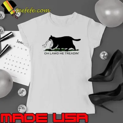 Cat Biting Snake Oh Lawd He Treadin' Shirt