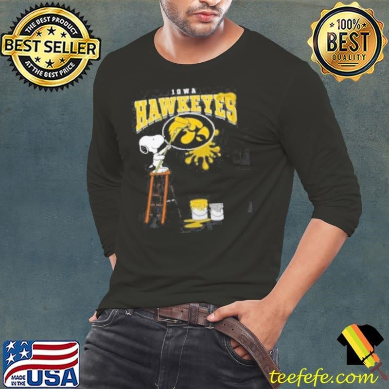 Iowa Hawkeyes Snoopy Painting Long Sleeve Tee