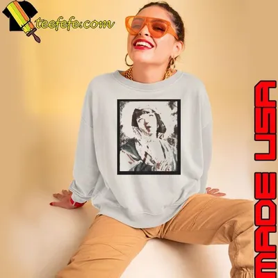 Uma Thurman Virgin Mary shirt
