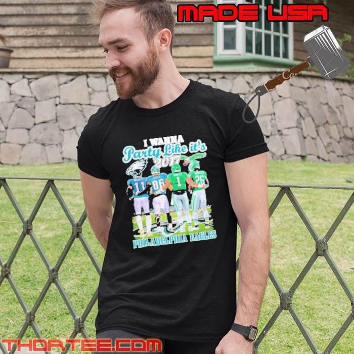 I Wanna Party Like It’s 2017 Philadelphia Eagles Signatures Unisex