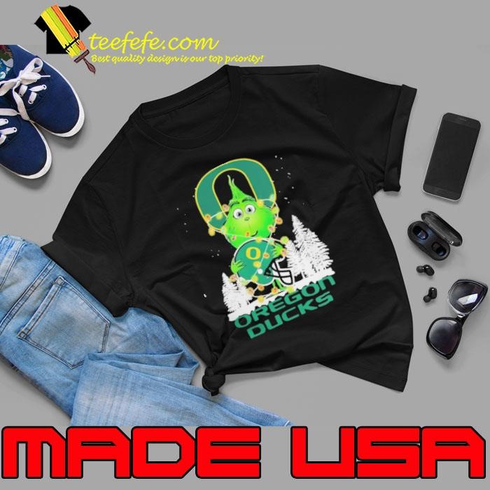 The Grinch Hug Oregon Ducks Helmet Christmas Lights Shirt