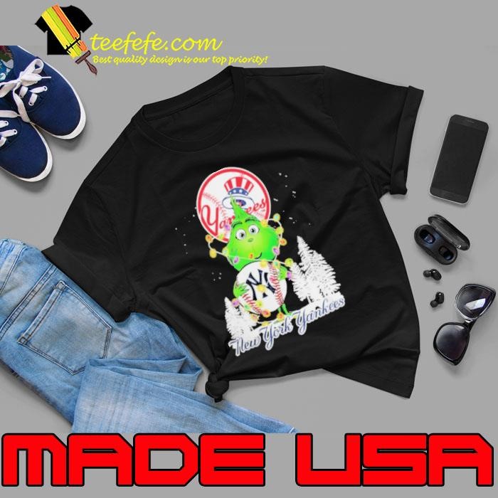 Yankees Shop The Grinch Hug New York Yankees Logo Christmas Unisex