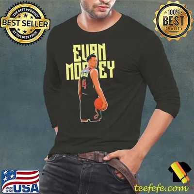 Evan Mobley Poses #4 Bold American professional basketball T-Shirt