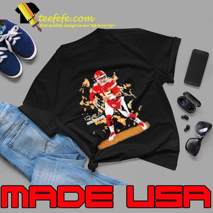 Patrick Mahomes Kansas City Chiefs signature Unisex
