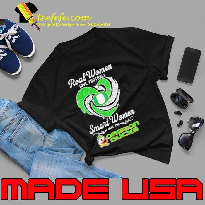 Real women love football smart women love the Oregon Ducks diamond heart shirt