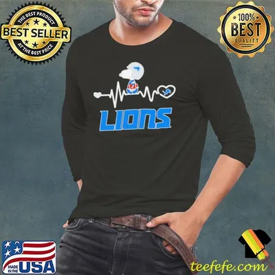 Snoopy walking on heartbeat Detroit Lions football shirt