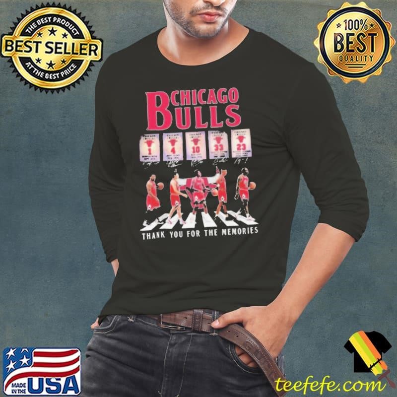 Chicago Bulls Players Walking Thank You For The Memories Signatures 2025 Long Sleeve Tee