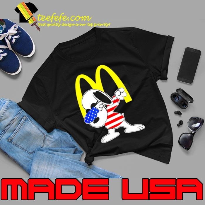 McDonald’s Snoopy dabbing character logo usa flag Unisex