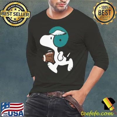 Snoopy Philadelphia Eagles Football Player shirt