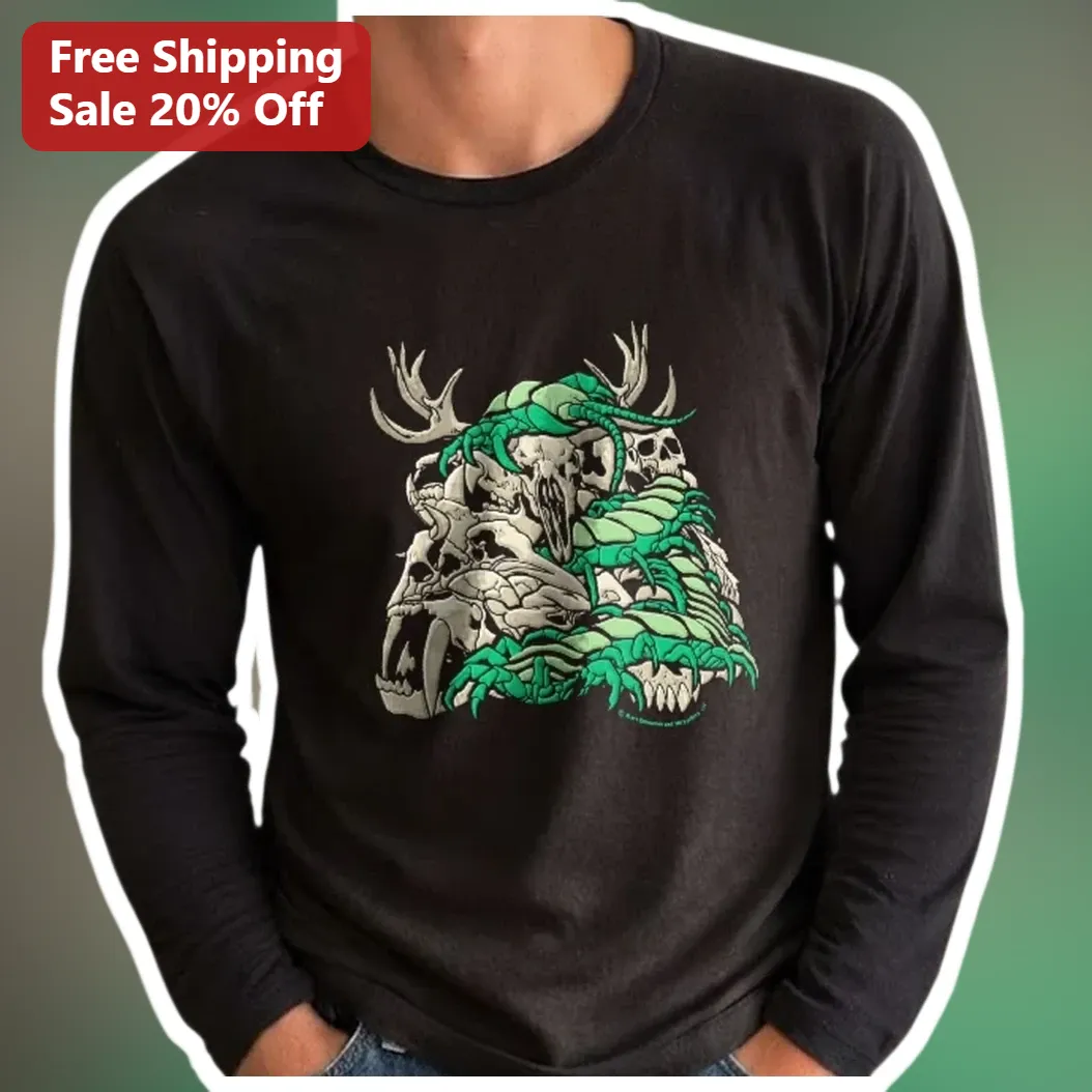 Green Insect Claws Crushing Skulls Long Sleeve Tee Horror Gothic Graphic Shirt